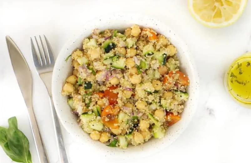 Fresh Chickpea Quinoa Salad